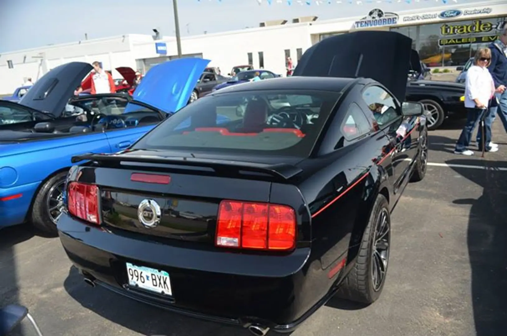 Rear view of a black Mustang